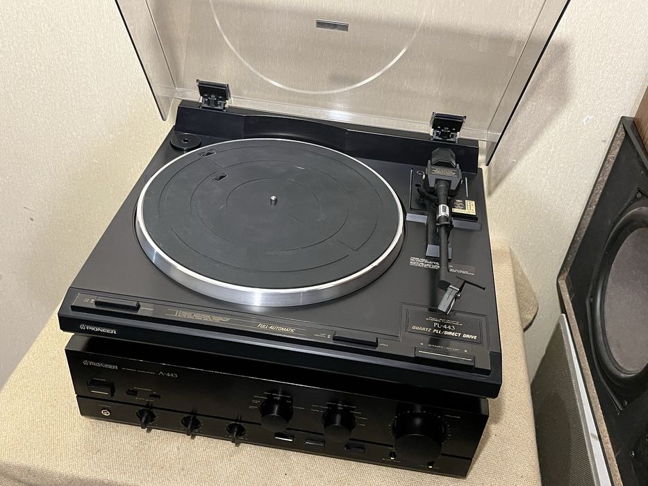 Проигрыватель винила PIONEER PL-443 QUARTZ + усилитель PIONEER A-443
