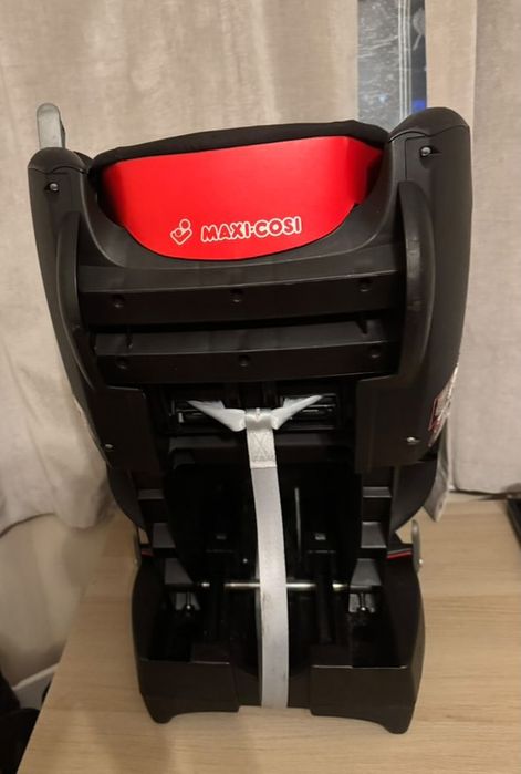 Дитяче автокрісло