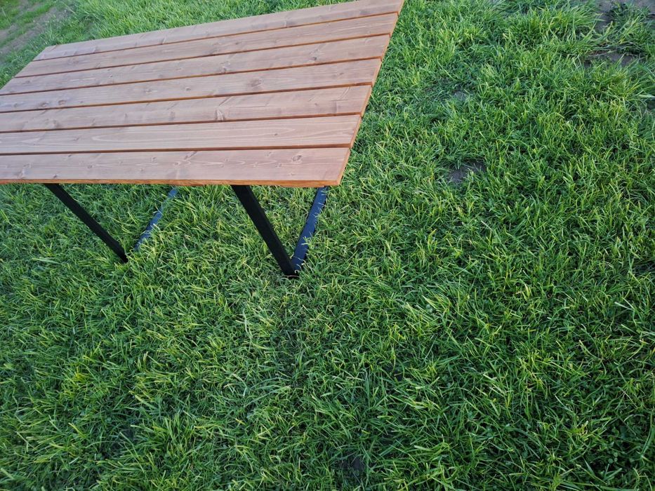 Sprzedam stół ogrodowy stól metalowe nogi