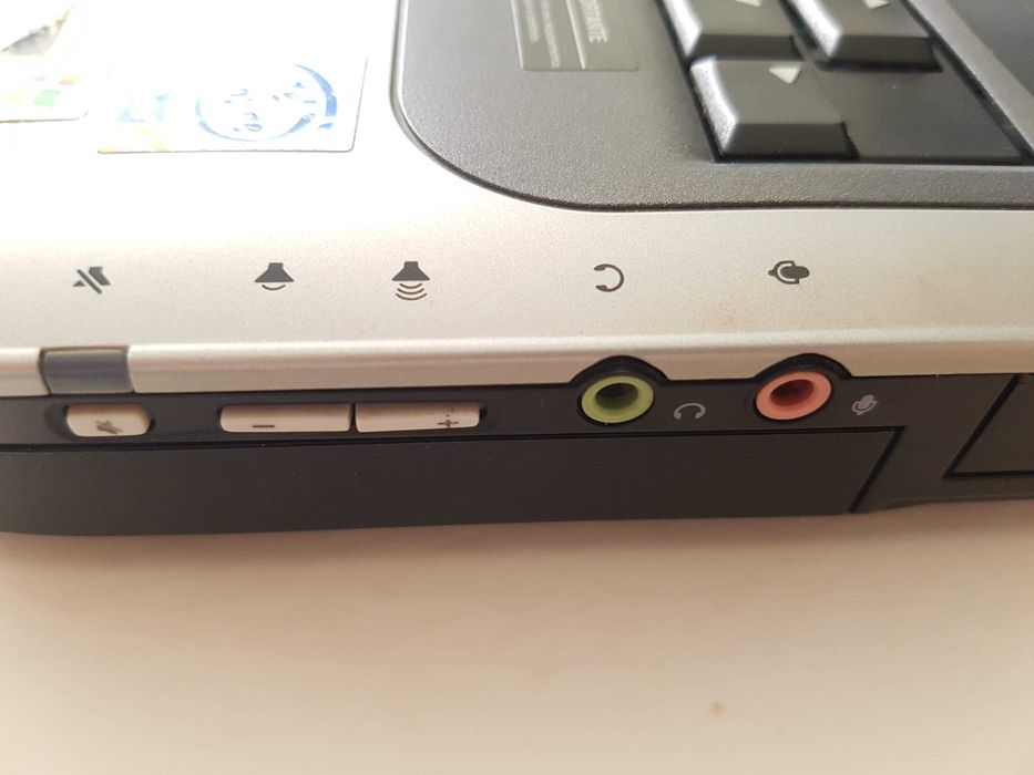 PC Portatil Compaq Presario 2500425907084760207364