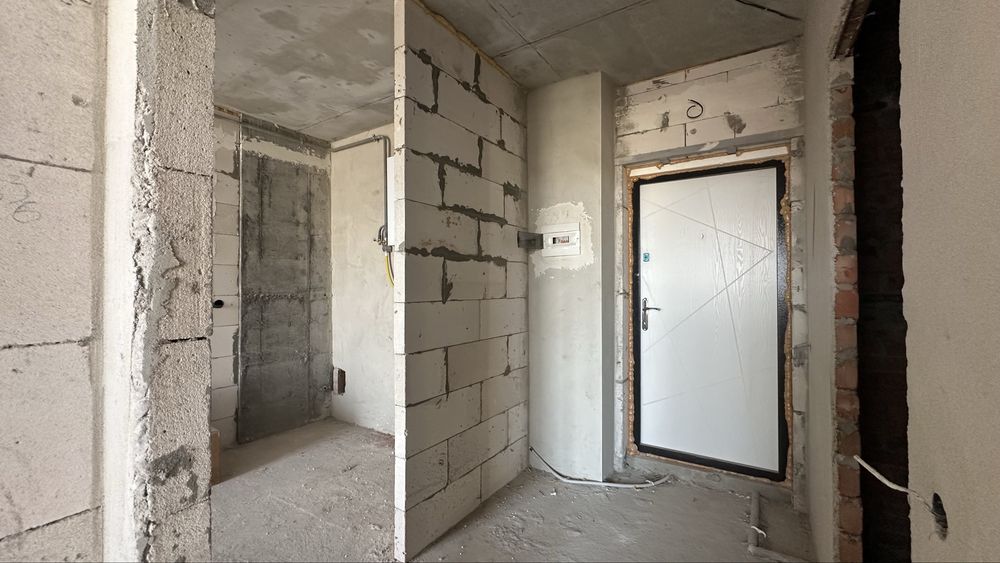 ПРОДАЖ| 1-кім квартира| 2 поверх| 43 м2