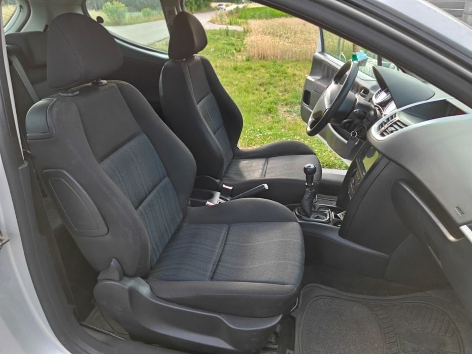 Peugeot 207 1.6 hdi