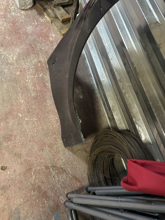 Праве крило bmw e87 коричневе