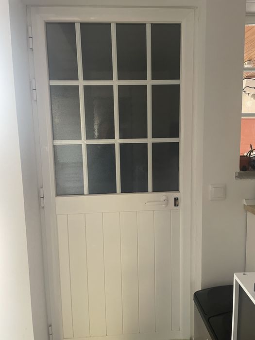 Porta em aluninio branca