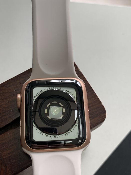 Оригінальні Apple watch series 4 40 mm rose gold