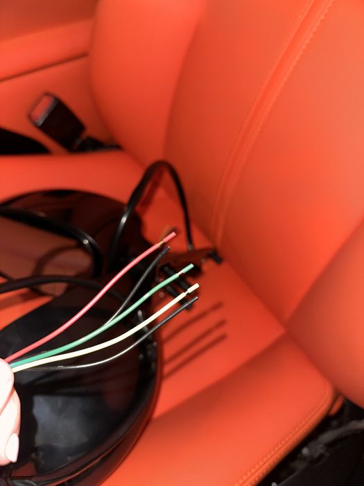 В Продажі є М дзеркала  Е39-Е46