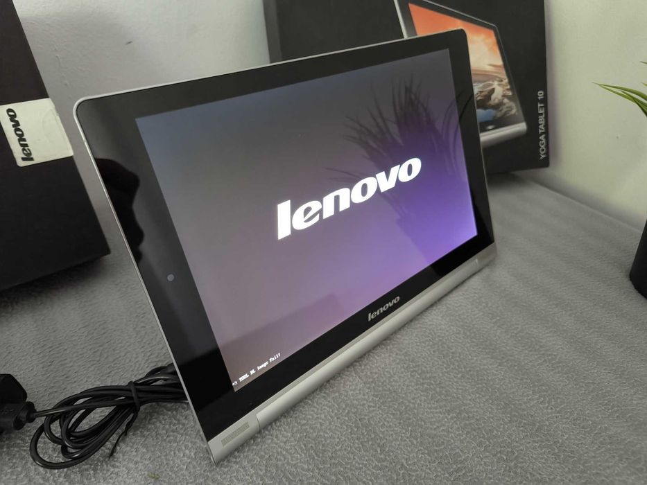 Lenovo Yoga Tablet 10" 3G 16GB + Pudelko