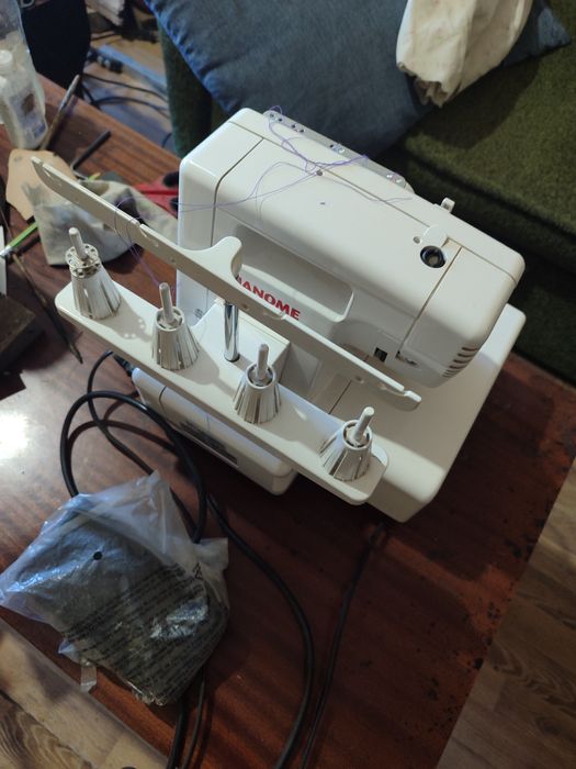 Оверлок janome my lock 204d