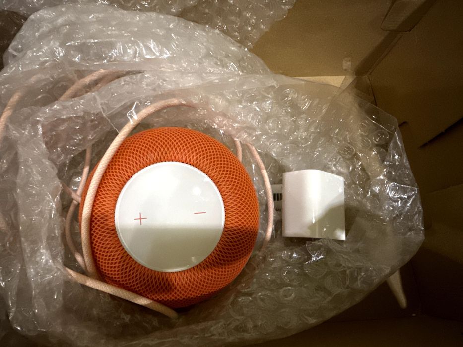Колонка Apple HomePod mini Space White Blue Yellow Orange