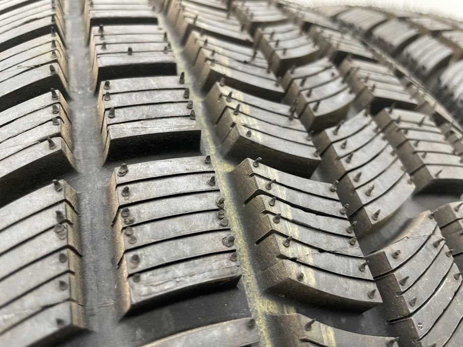 4 pneus 215/65 R15 4x4