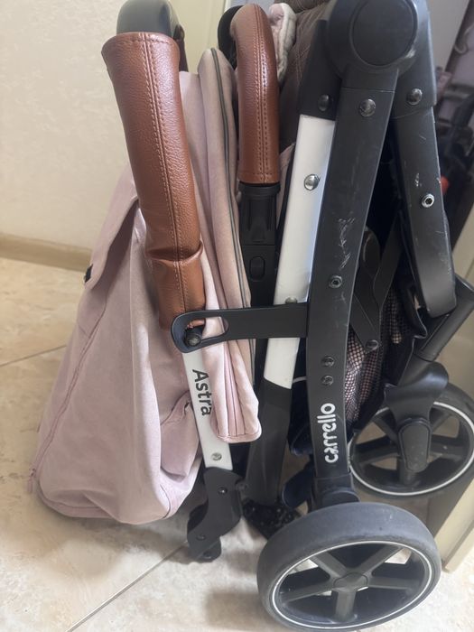 Продаю прогулянковий візок Carrello Astra в гарному стані