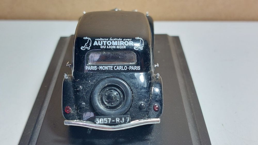 2 citroen traction 1:43