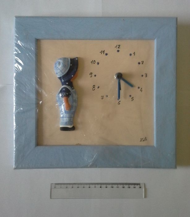 Quadro Criança com Relógio - Novo