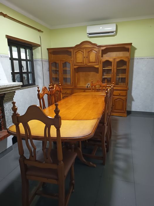 Sala de jantar completa