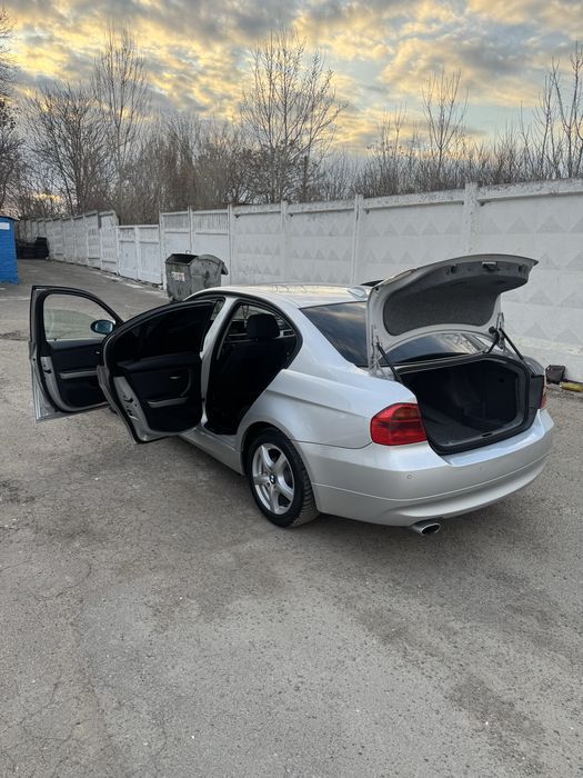 Продам БМВ с автоматической коробкой передач!