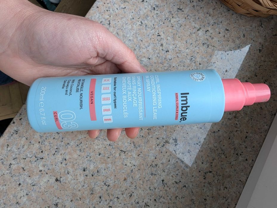 Spray do włosów kreconyh i falowanych Imbue