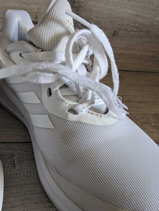 Белые кроссовки б/у Адидас Adidas FortaRun K 34 р 22.5 см