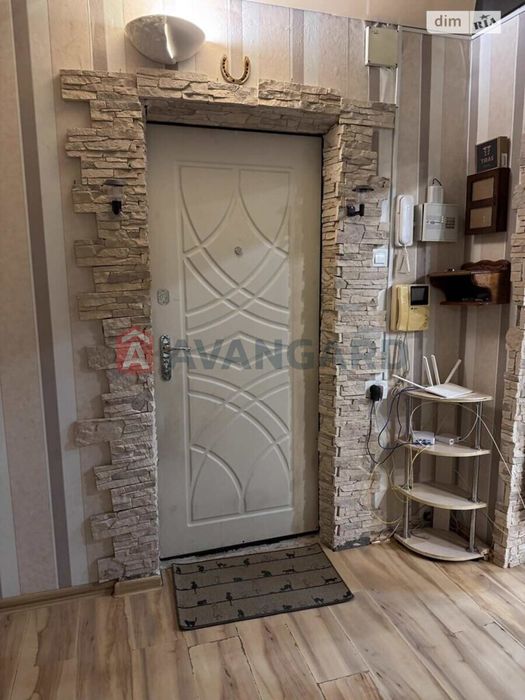 Продам 3шку В центрі Пісків! Ваучер ТАК!