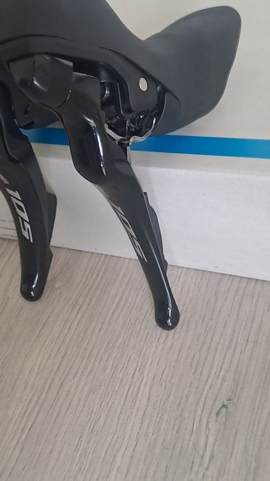 Klamkomanetki hydrauliczne Shimano 105 ST-R7120 2x12 nowe