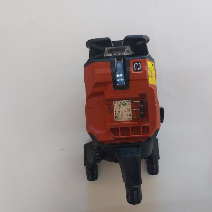 Torna Hilti  +  Laser PM 40