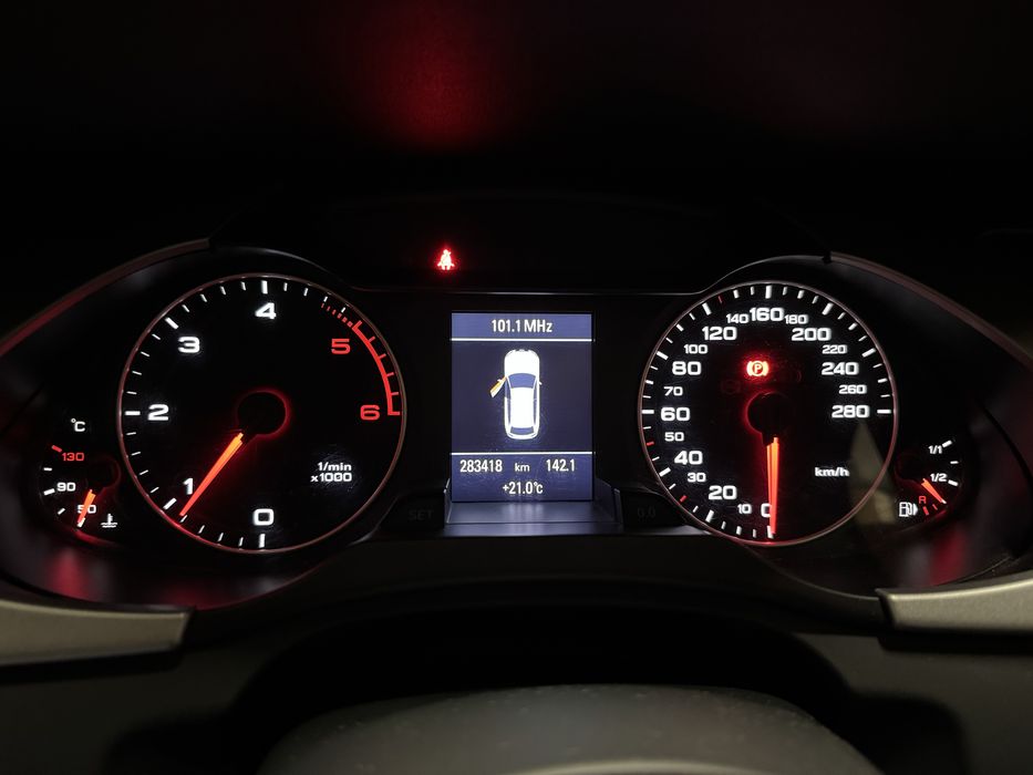 Audi A4 B8 2009r