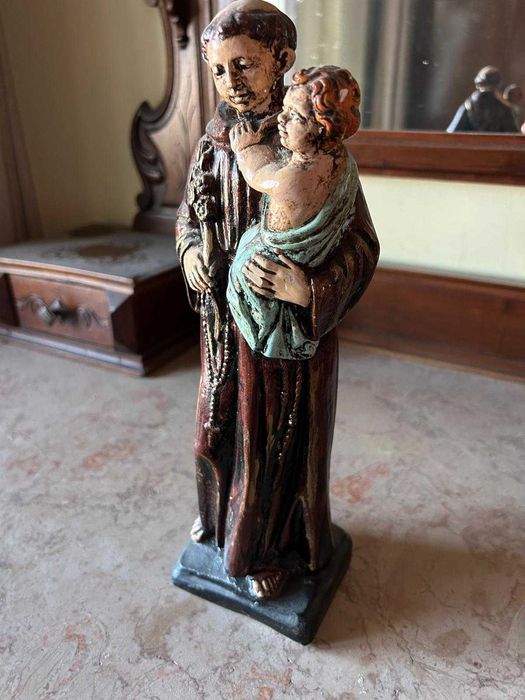 Estatueta Religiosa de São Francisco com Menino Jesus - Decorativa e Artesanal