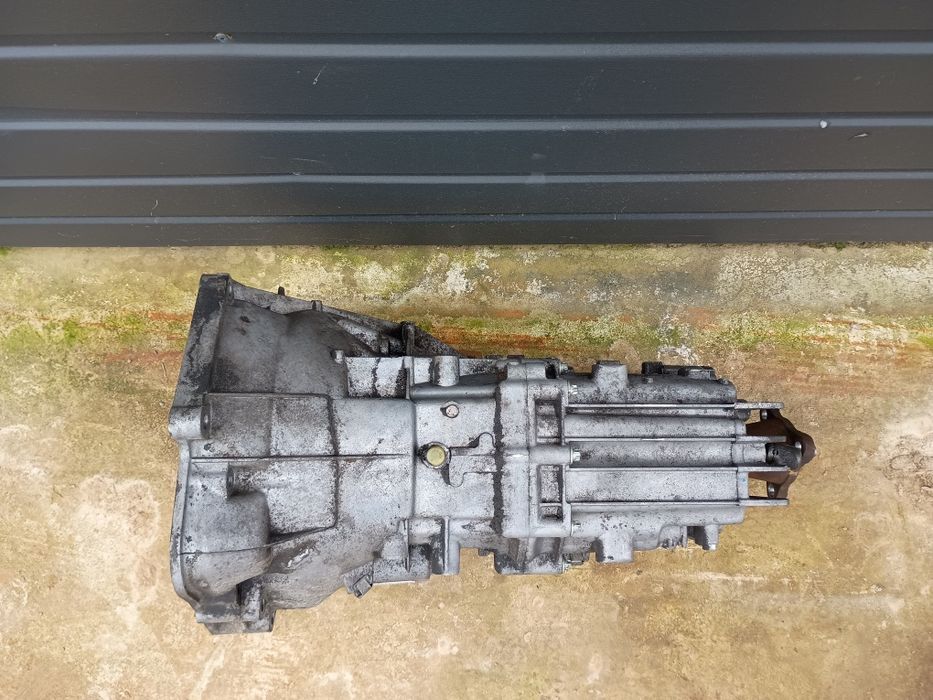 BMW E90 E91 325i 2.5 B 218KM skrzynia biegow 6