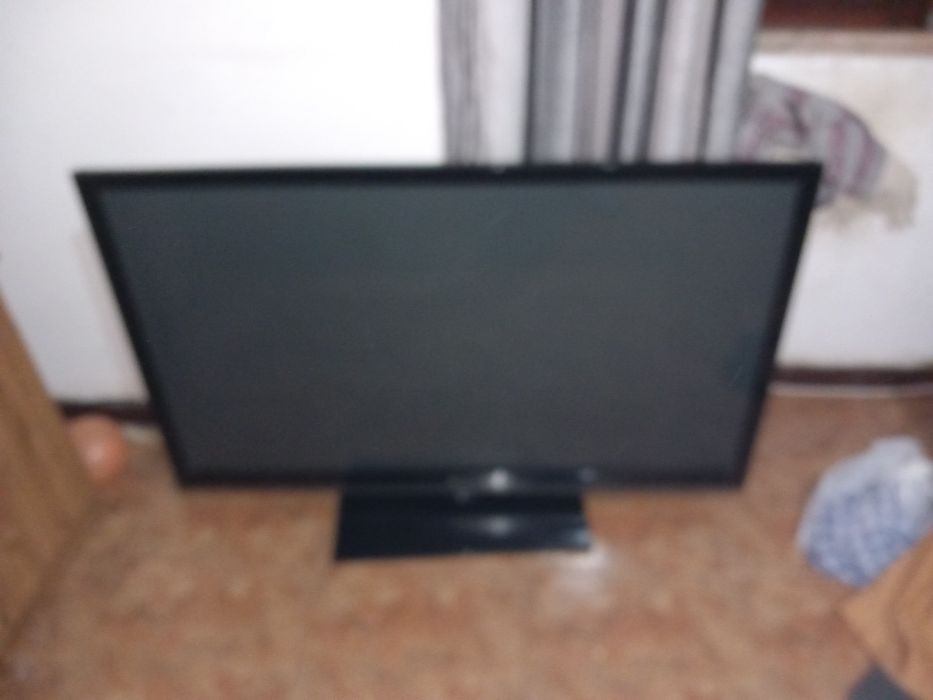Vendo tv para peças