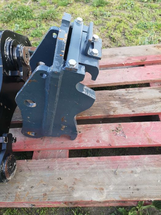 Szybkozłączka JCB Komatsu CAT Volvo Takeuchi Doosan Kubota Case