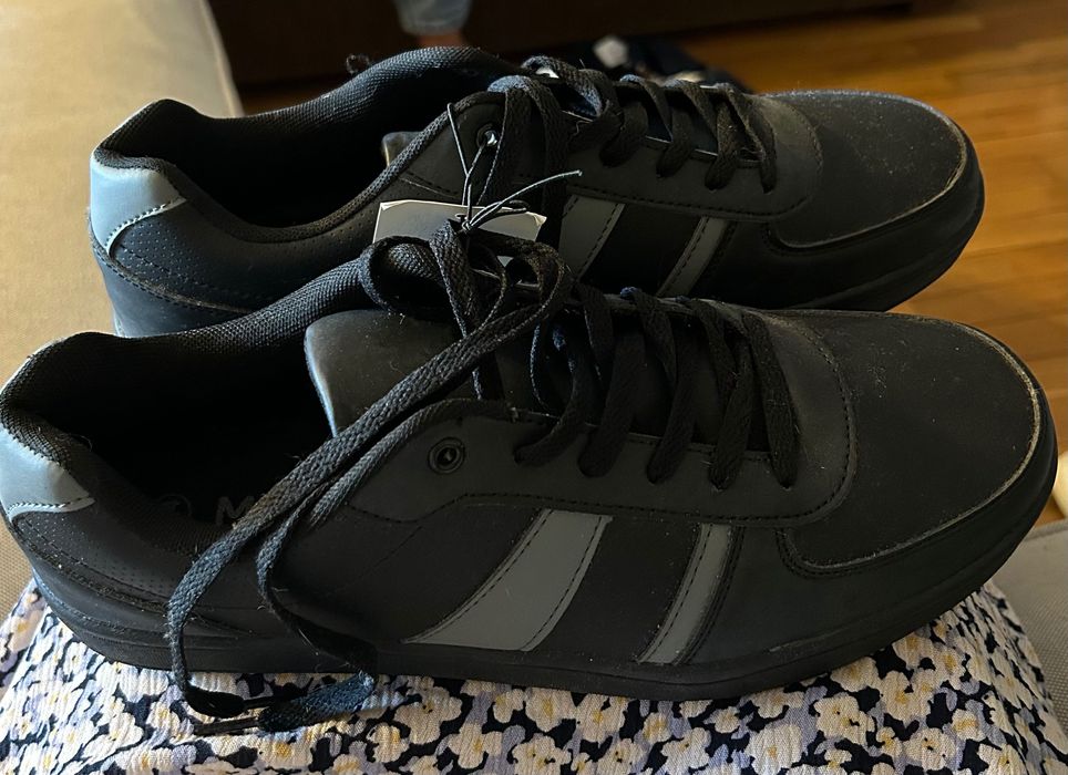 Vendo sapatilhas tamanho 41