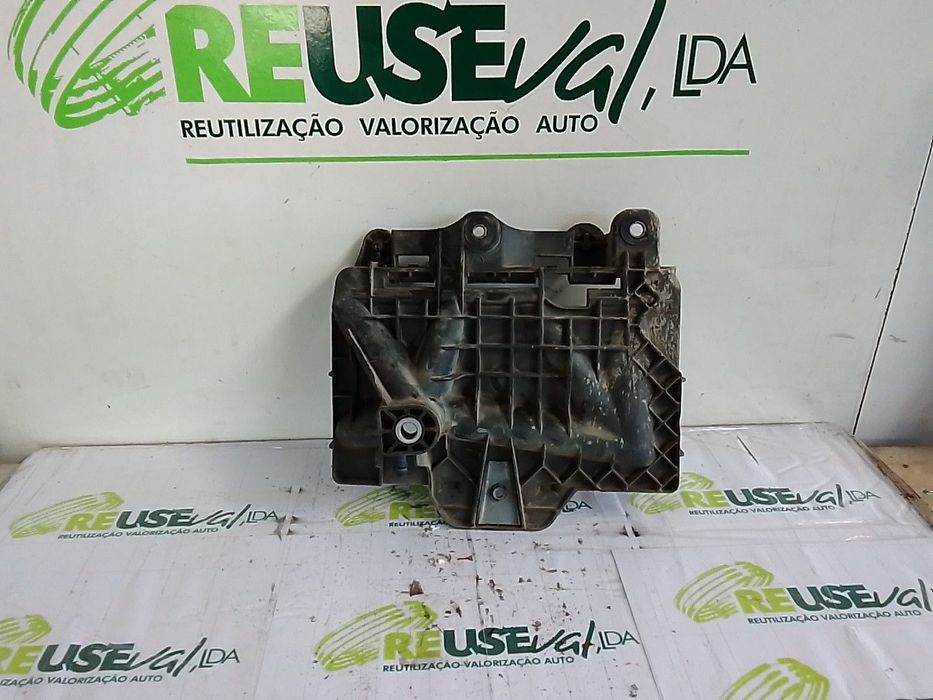Caixa De Alujamento De Bateria Volkswagen Polo (9N_)