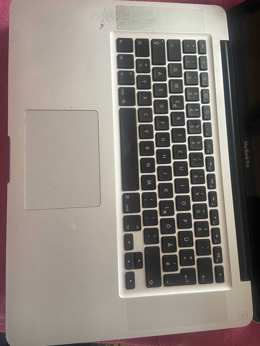 MacBook 15 Pro 1286 і7 4 ядра 8 потоків розборка  матриця 100% робоча