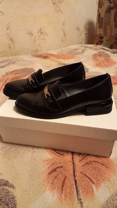 Кожаные туфли 38 размер