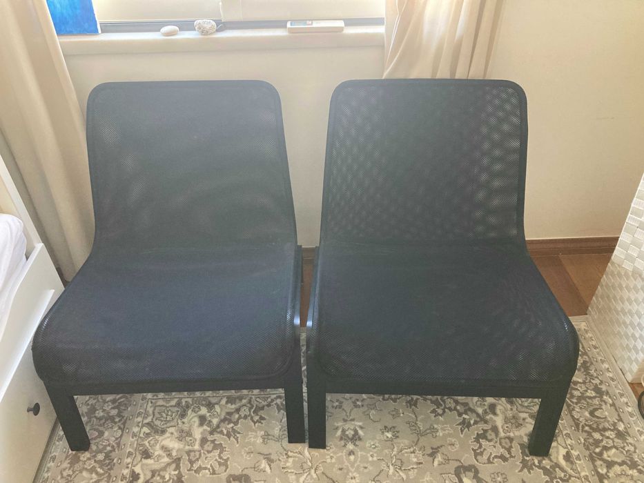 2 cadeiras pretas - Ikea NOLMYRA