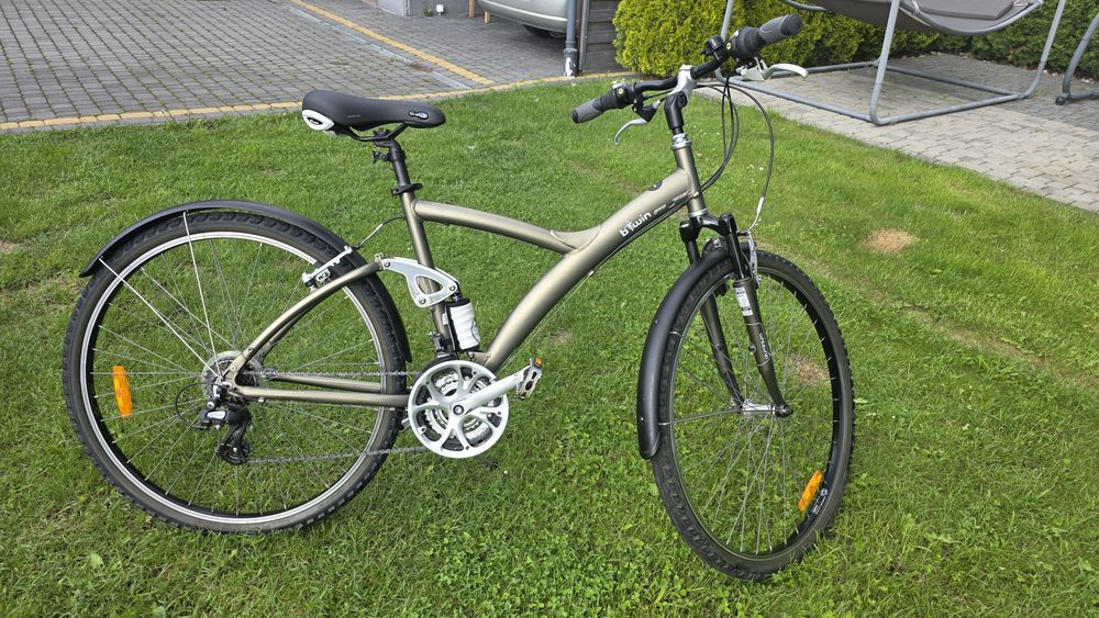 Rower trekkingowy B'Twin Riverside 28" Shimano Altus aluminiowy