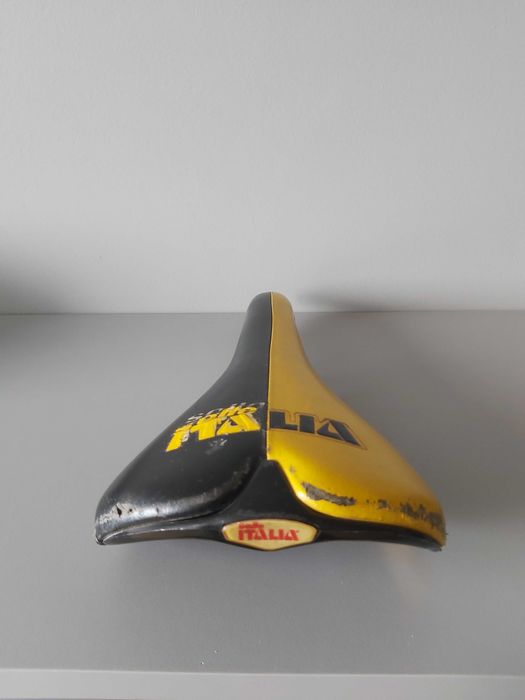 Седло для велосипеда кожа.