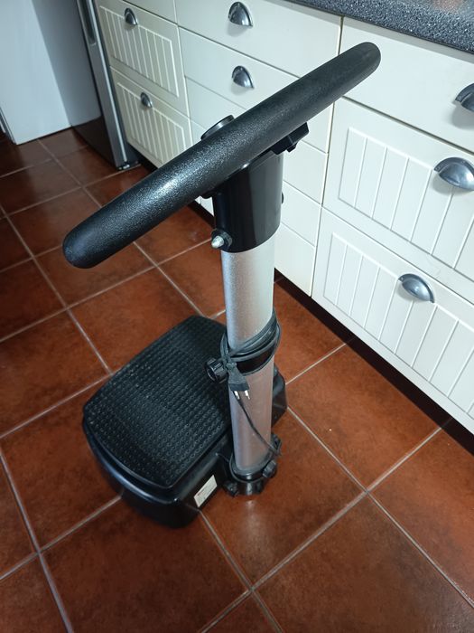 Exercise Machine64409249510657122