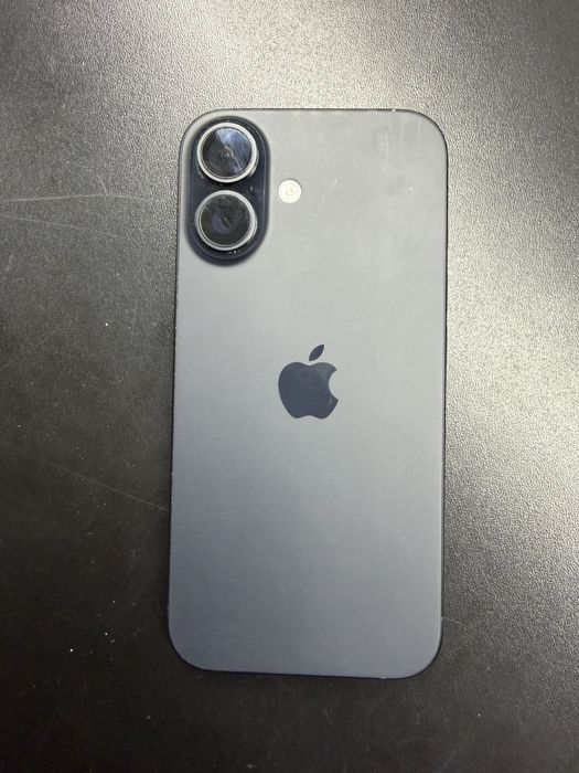 Iphone 16 black заблокований