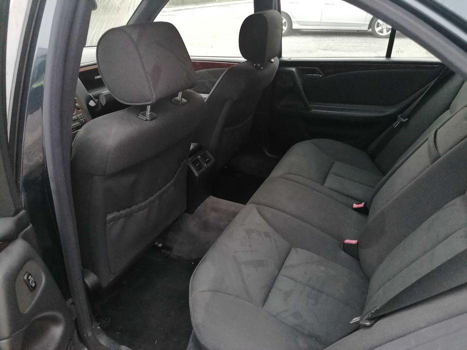 Mercedes Classe E 220d 1998