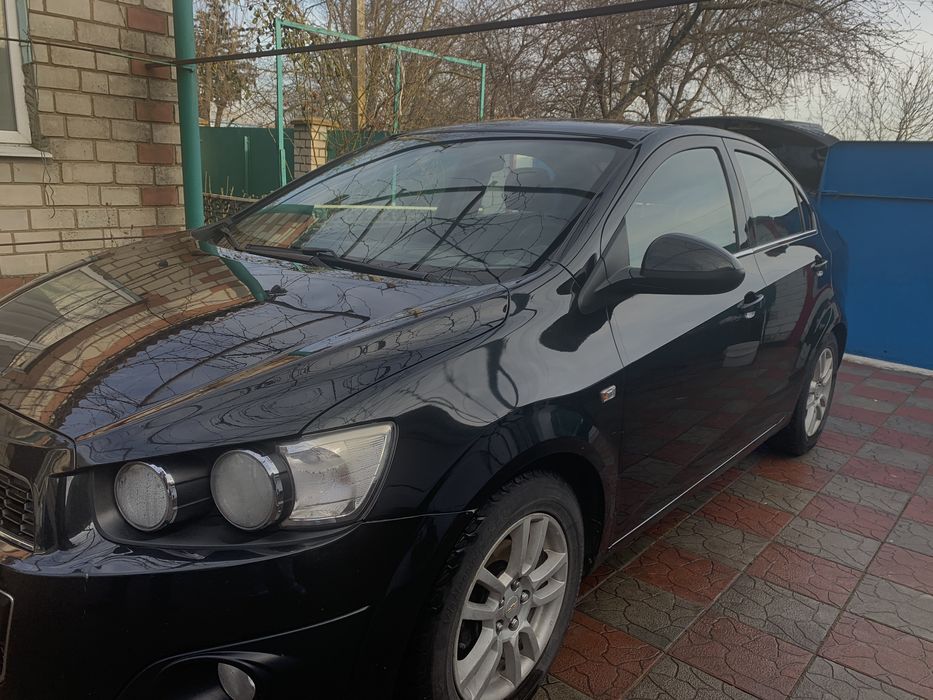 Chevrolet Aveo T300 (2013) — Максимальна комплектація, 1.6 F16D4