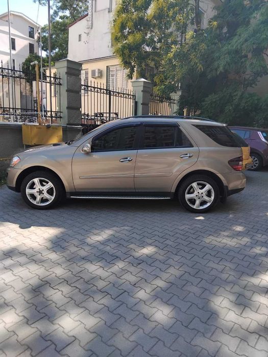 Mercedes-Benz M-Class 2007