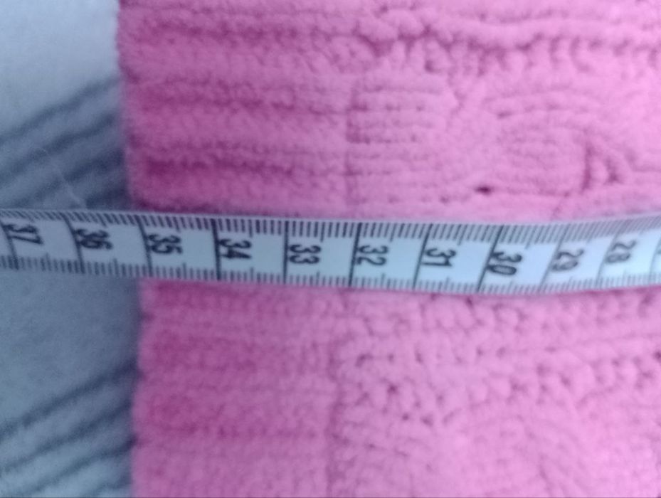 Тепла кофточка для маленької дівчинки