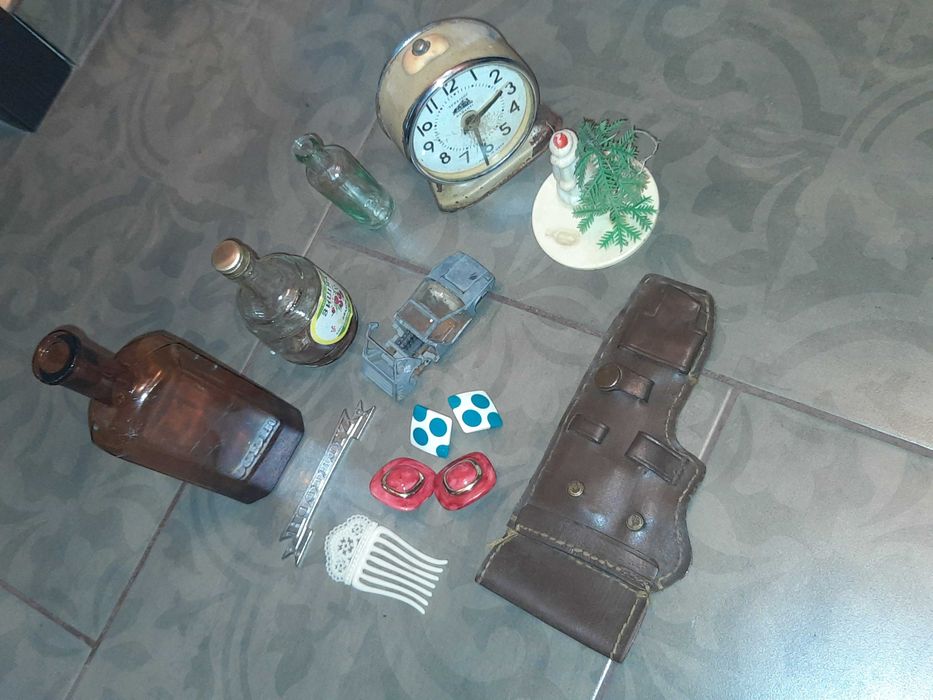 Посуда и другие вещи из прошлого одним лотом