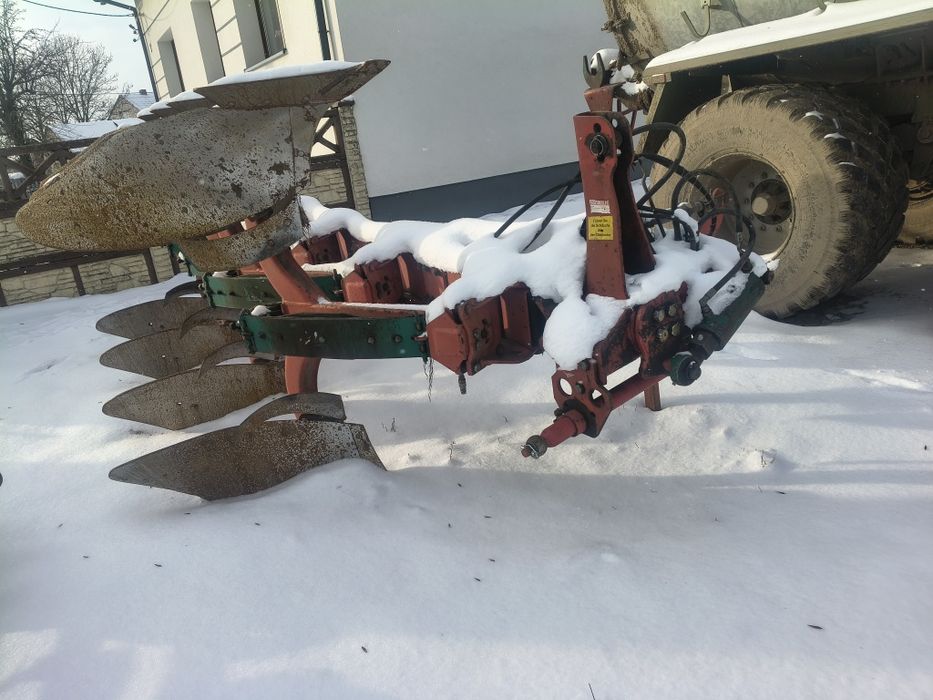 Pług  kverneland na resorze ed 85 ed 100