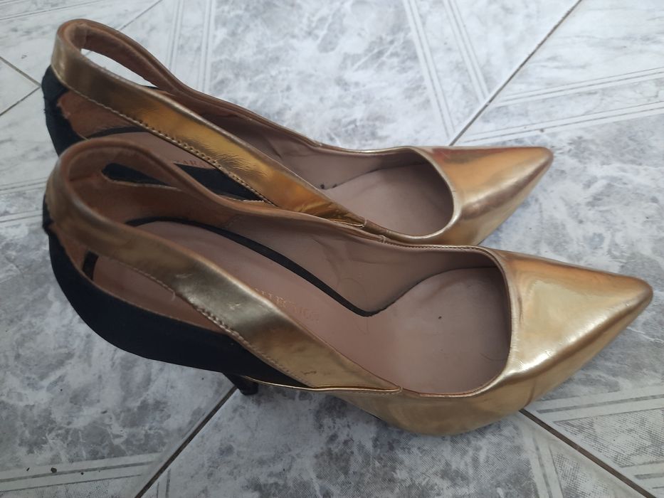 ZARA Woman piękne szpilki złoto czarne 36.5 37