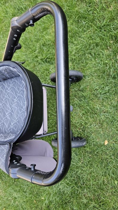 Продам коляску Anex m/type 2в1