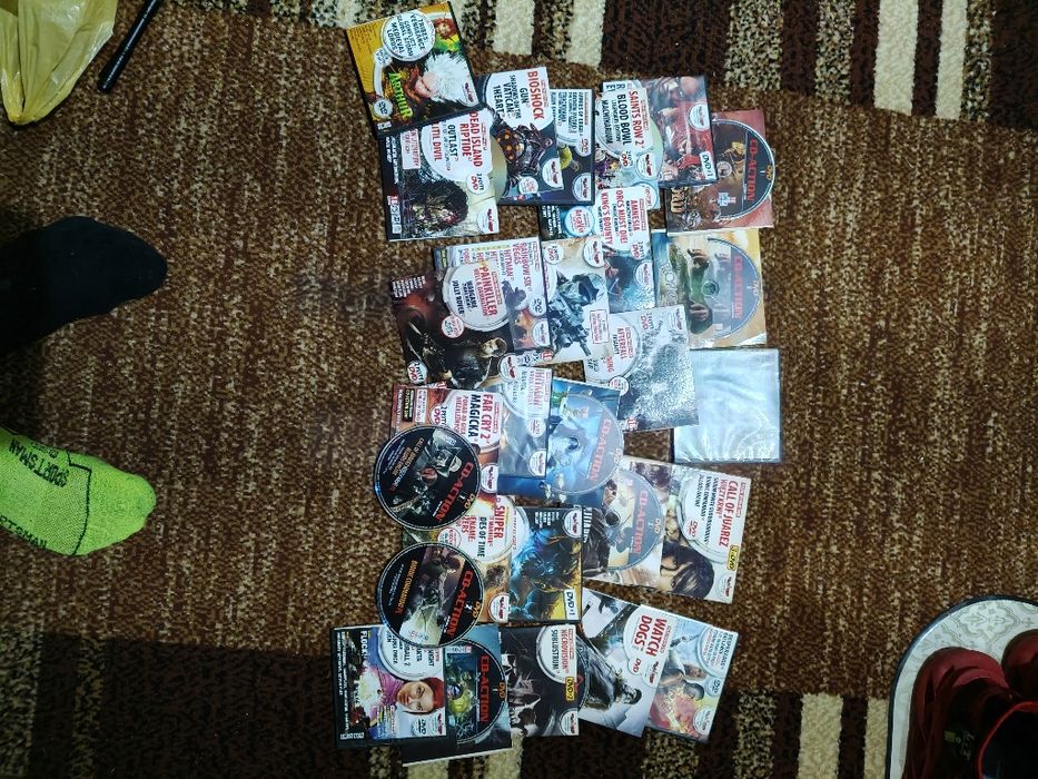 Płyty CD z magazynów CD Action zgrami