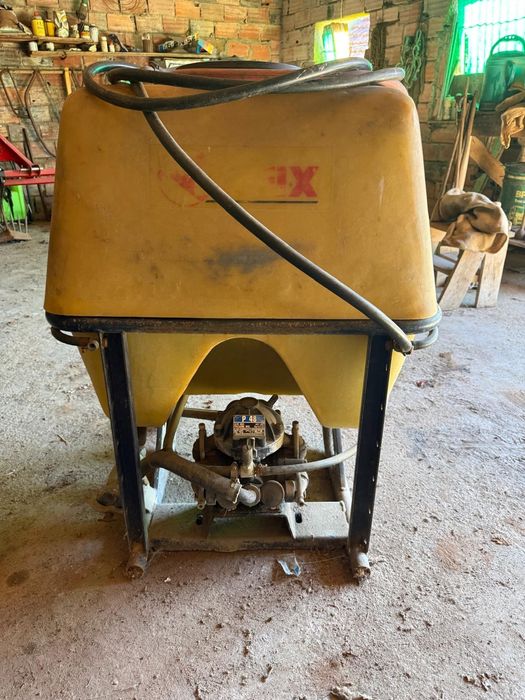 Pulverizador tomix 200litros para trator