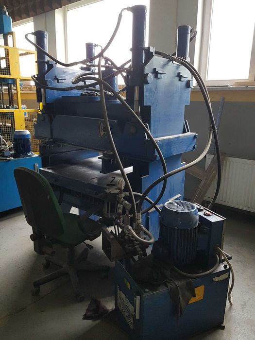 Prasa hydrauliczna dwustopniowa 24 T + 30 T