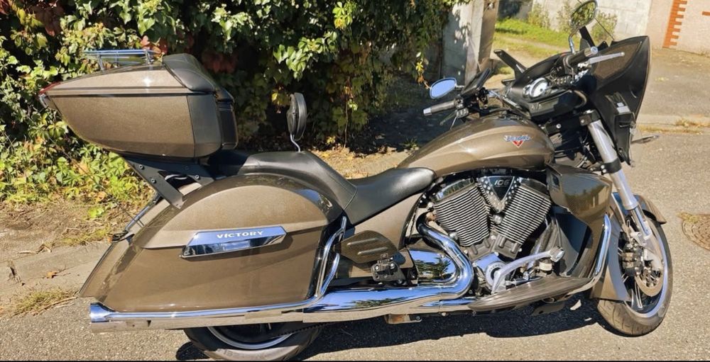 Victory Cross Country Tour (Indian)
